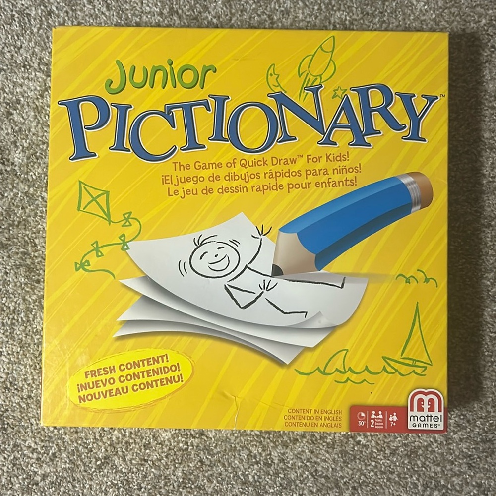 Junior Pictionary game.  Like new.